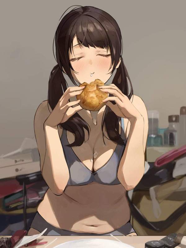 【一人暮らしあるある】ブラジャー＆パンティー姿でご飯食ってるズボラ女子の二次エロ画像【3枚目】