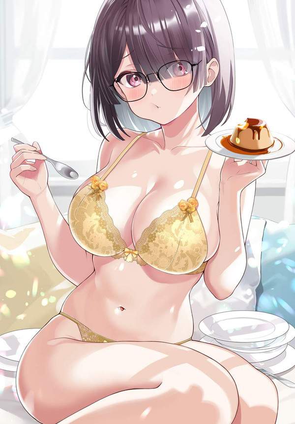 【一人暮らしあるある】ブラジャー＆パンティー姿でご飯食ってるズボラ女子の二次エロ画像【24枚目】