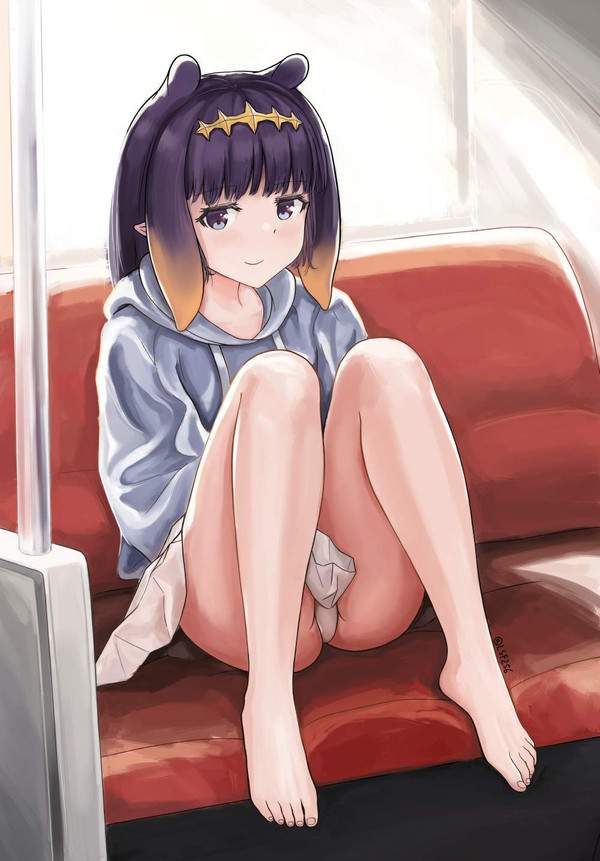 【ハニトラ！？】電車で向かいの席に座ってる女がパンツ見せてきた！みたいな二次エロ画像【4】