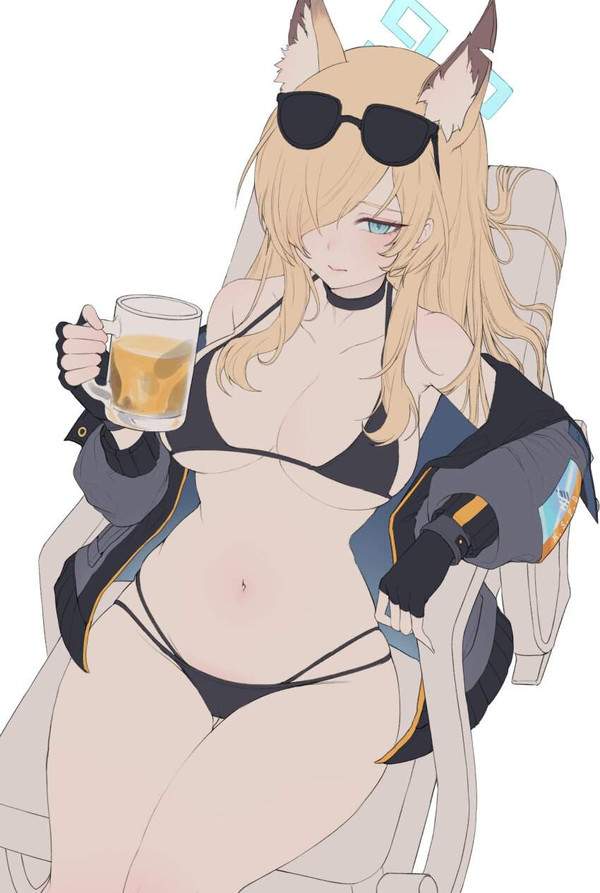 【生中(意味深)】ジョッキでビール飲んでる女子の二次エロ画像【37】