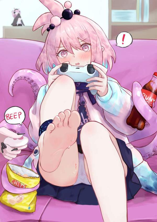 【炭酸ソーダの日】コーラ飲んでる女子の二次画像【12枚目】