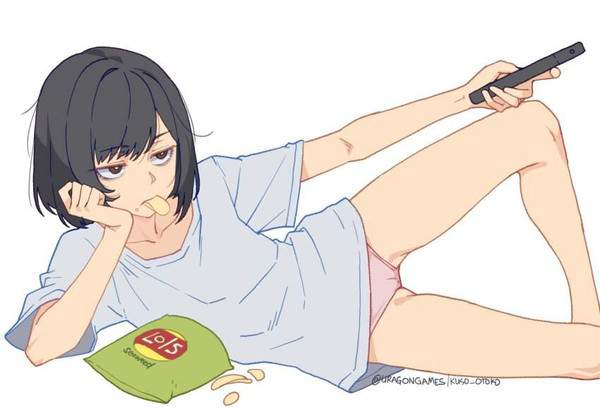 【リアル部屋着】上はＴシャツ下はパンティー姿な女子達の二次エロ画像【34枚目】