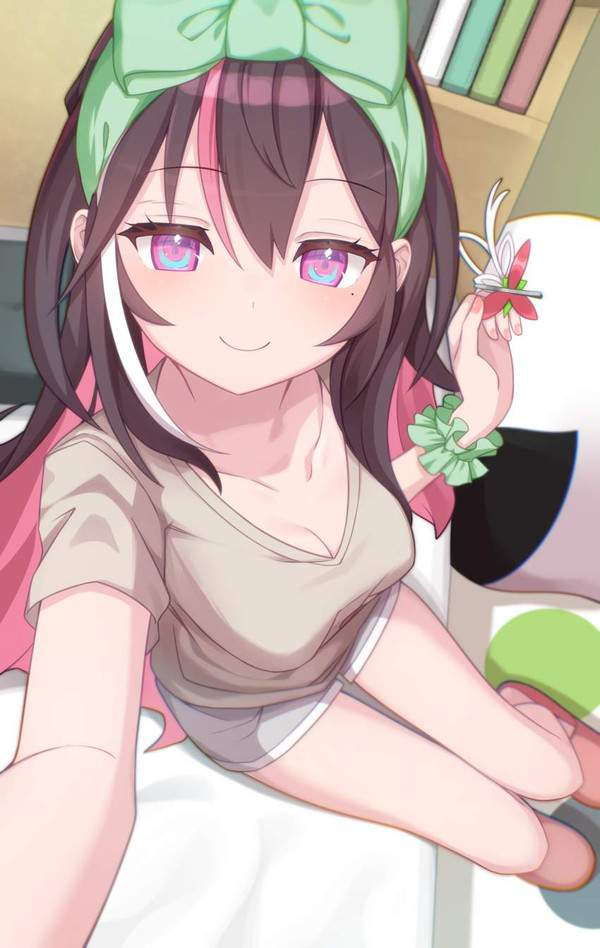 【ノーベル賞制定記念日】ノーブラＴシャツ女子達の二次エロ画像【23枚目】