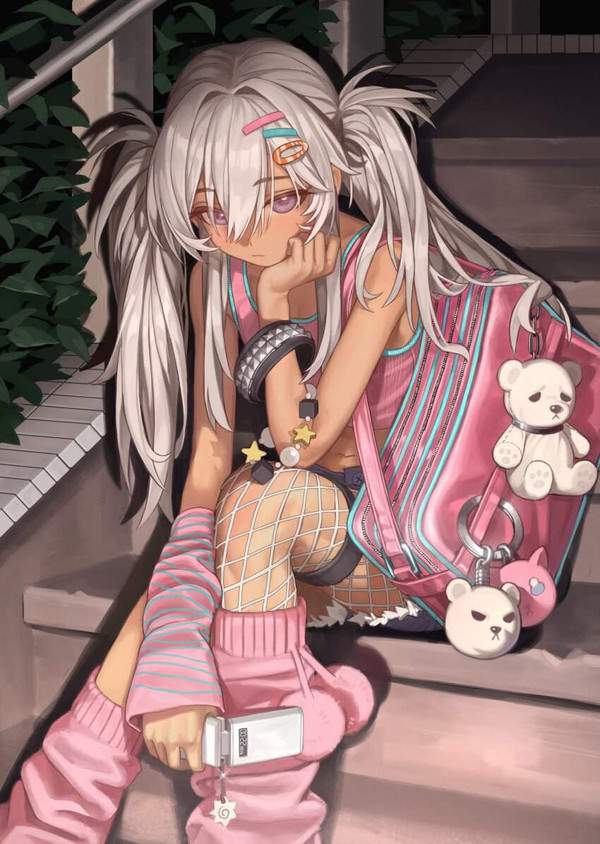 【携帯アプリの日】ガラケー持ってる女子達の二次エロ画像【19枚目】