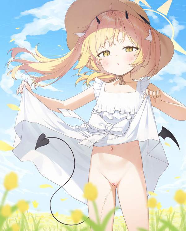 【尿コレ】ブルーアーカイブのキャラがトイレでオシッコしてるエロ画像【第26弾】【12枚目】