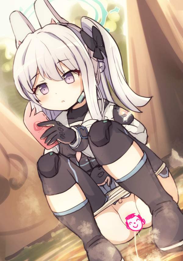 【尿コレ】ブルーアーカイブのキャラがトイレでオシッコしてるエロ画像【第26弾】【27枚目】