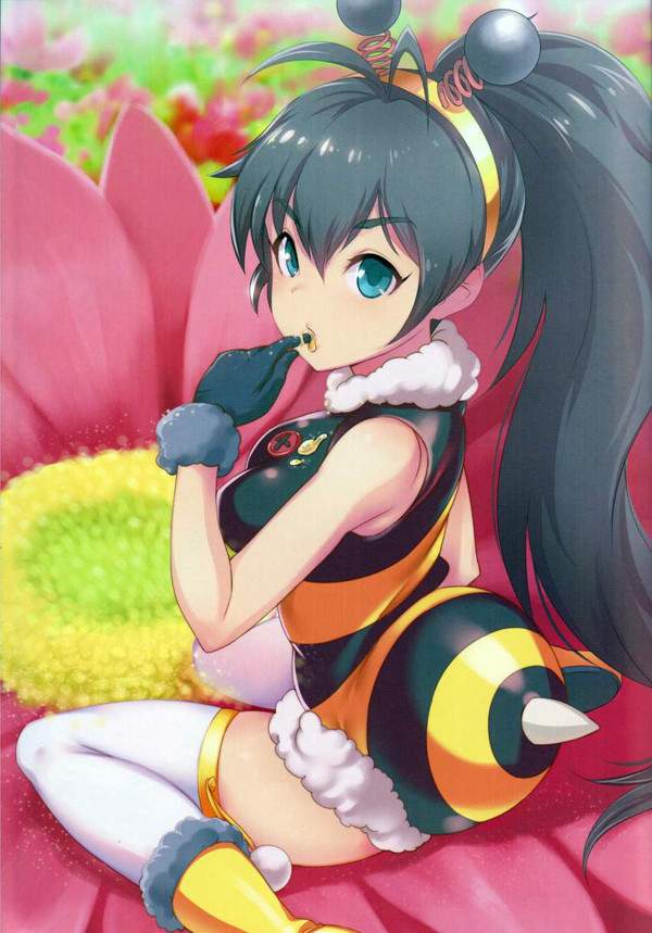 【みつばちの日】ハチのコスプレしてる女子達の二次エロ画像【7枚目】