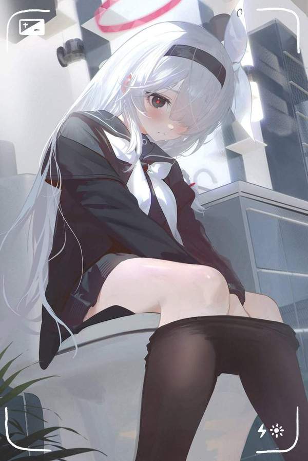 【世界反サイバー検閲デー】オシッコ姿を盗撮されてる女子達の二次エロ画像【14枚目】