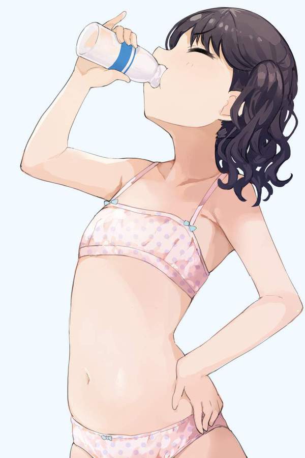 【ゴクゴクの日】腰に手を当ててビン牛乳を飲む女子達の二次エロ画像【16枚目】